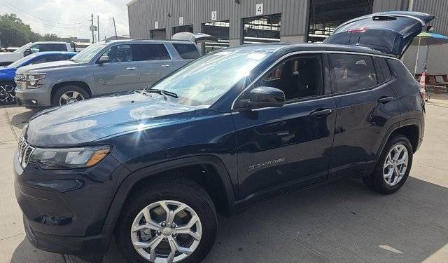 2024 Jeep Compass Sport — SUV — 8,664 mi — Friendswood, TX