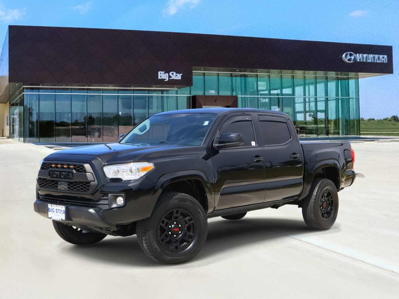 2023 Toyota Tacoma SR — Pickup Truck — 25,615 mi — Friendswood, TX