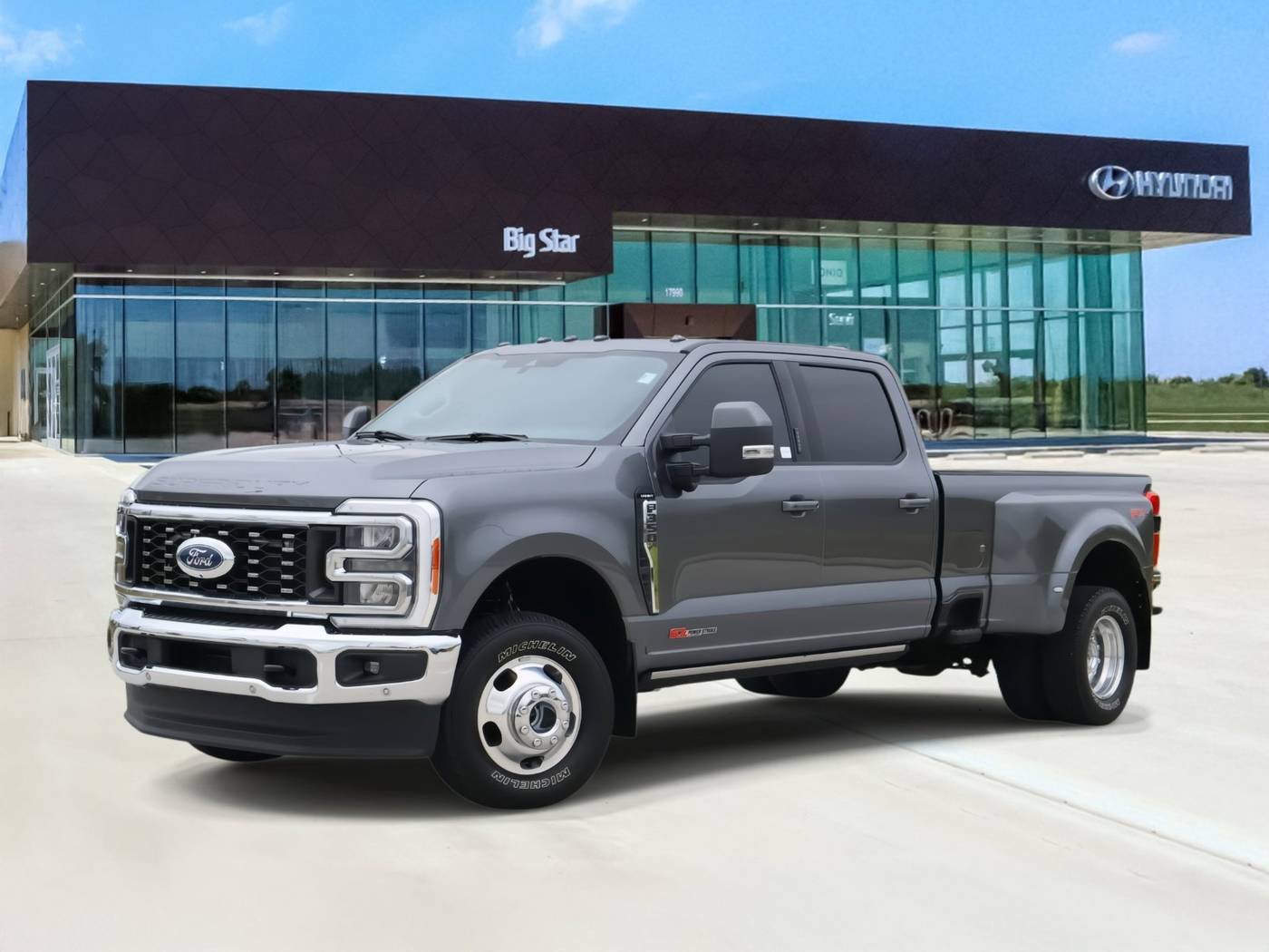 2023 Ford Super Duty F-350 LARIAT — Pickup Truck — 23,671 mi — Friendswood, TX
