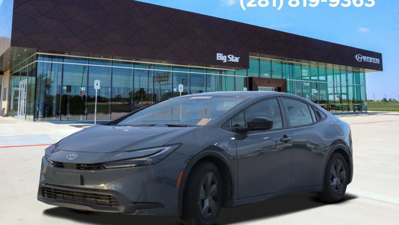 2023 Toyota Prius LE — Hatchback — 21,473 mi — Friendswood, TX