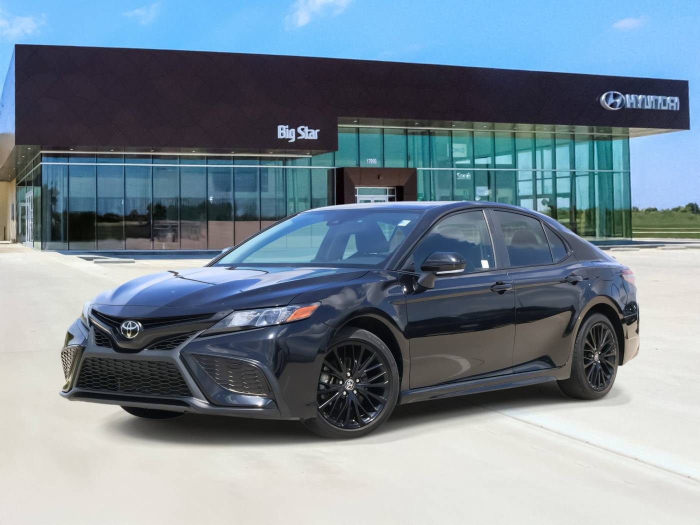 2022 Toyota Camry SE — Sedan — 45,069 mi — Friendswood, TX