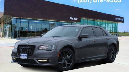 2023 Chrysler 300 Touring L — Sedan — 5,222 mi — Friendswood, TX