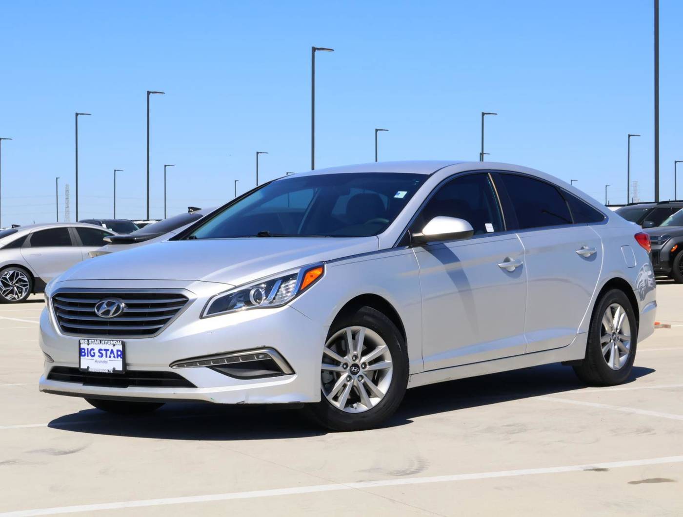 2015 Hyundai Sonata SE — Sedan — 66,211 mi — Friendswood, TX