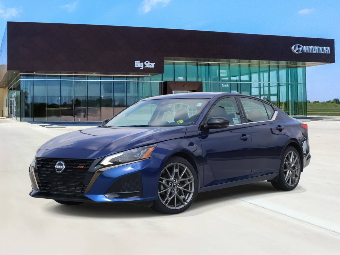 2023 Nissan Altima SR — Sedan — 19,901 mi — Friendswood, TX