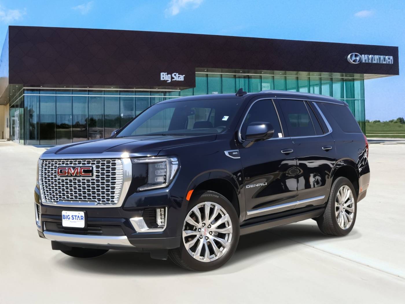 2023 GMC Yukon Denali — SUV — 30,500 mi — Friendswood, TX
