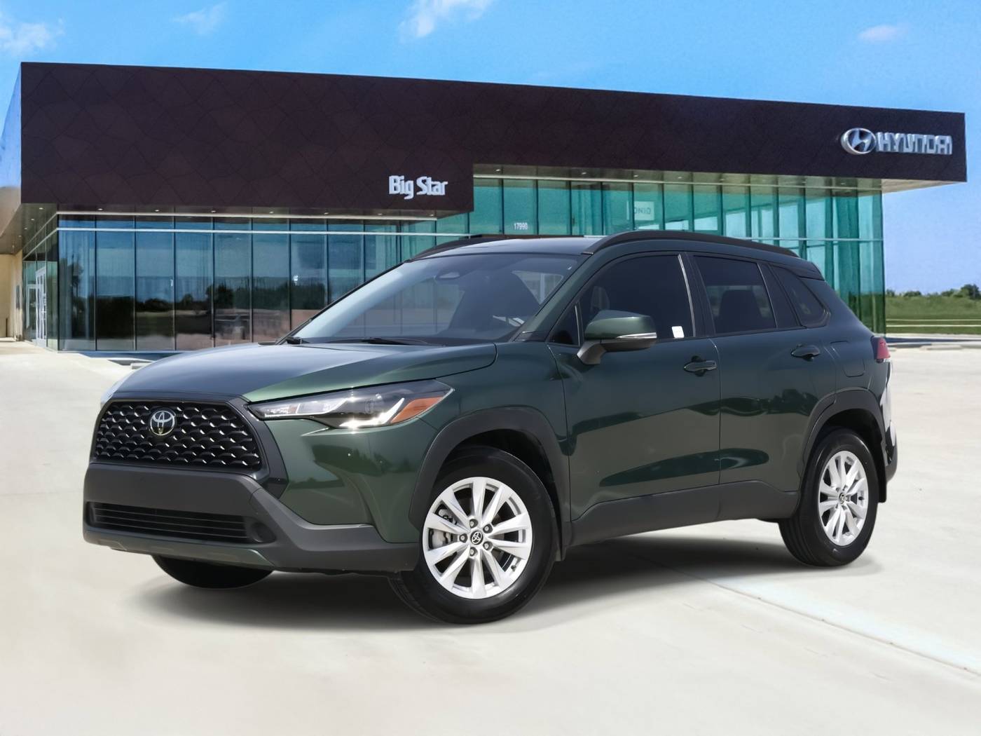 2023 Toyota Corolla Cross LE — SUV — 27,134 mi — Friendswood, TX