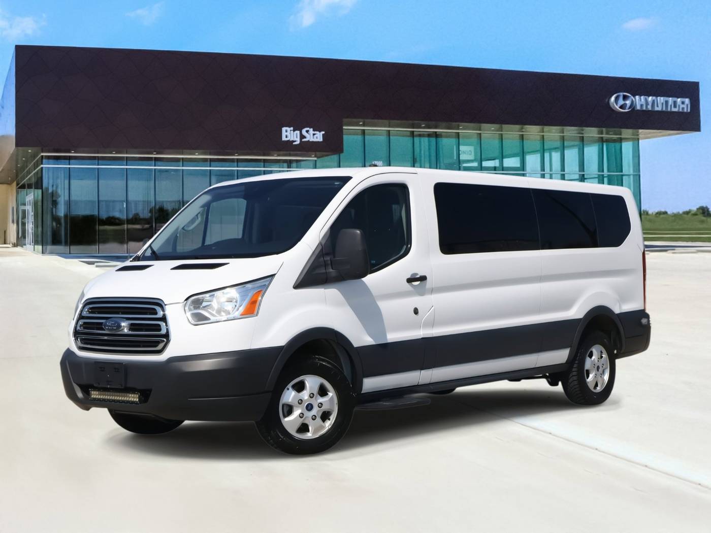 2018 Ford Transit Passenger Wagon T-350 XLT — Passenger Van — 144,109 mi — Friendswood, TX