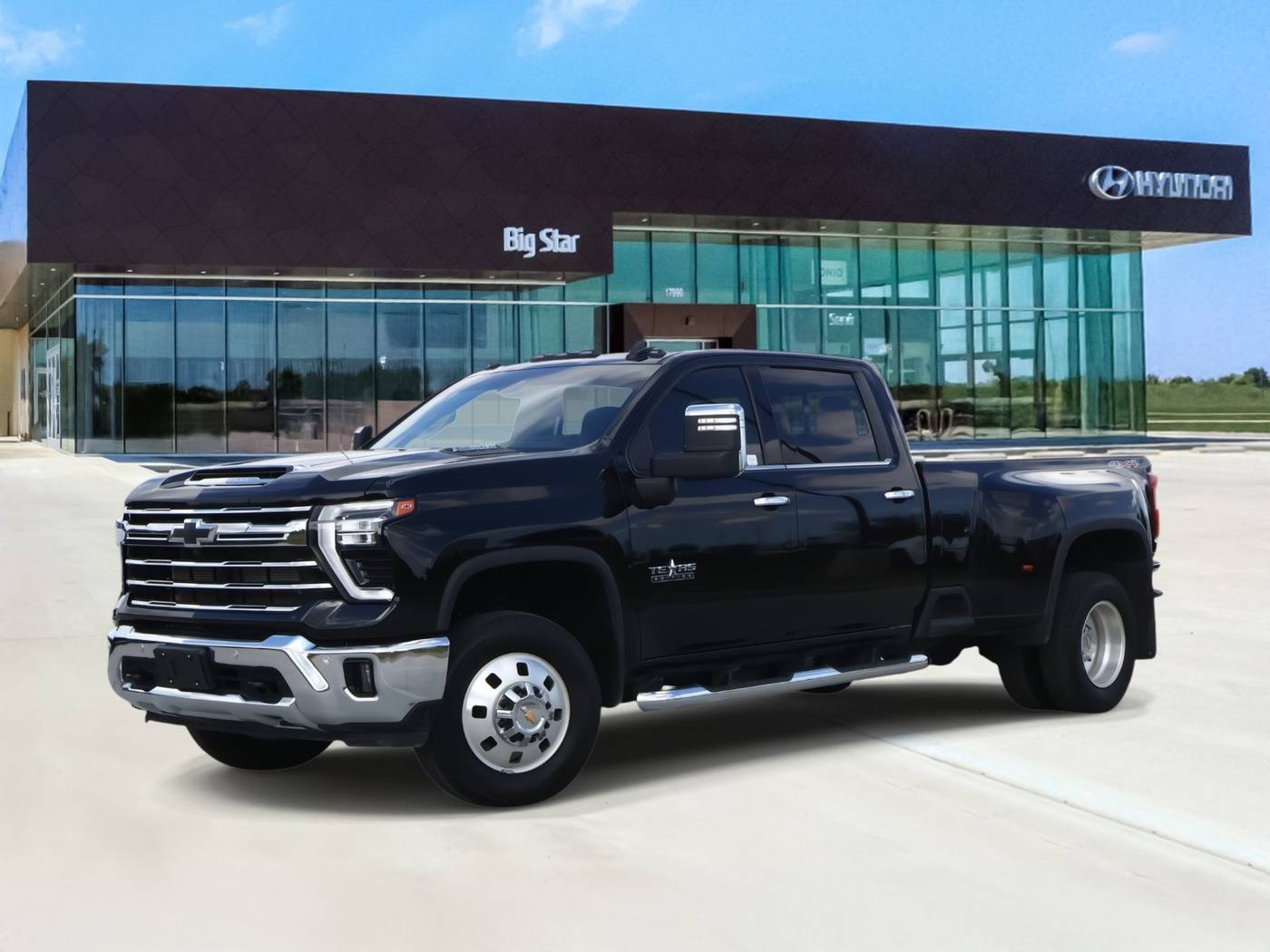 2025 Chevrolet Silverado 3500HD LTZ — Pickup Truck — 32,544 mi — Friendswood, TX