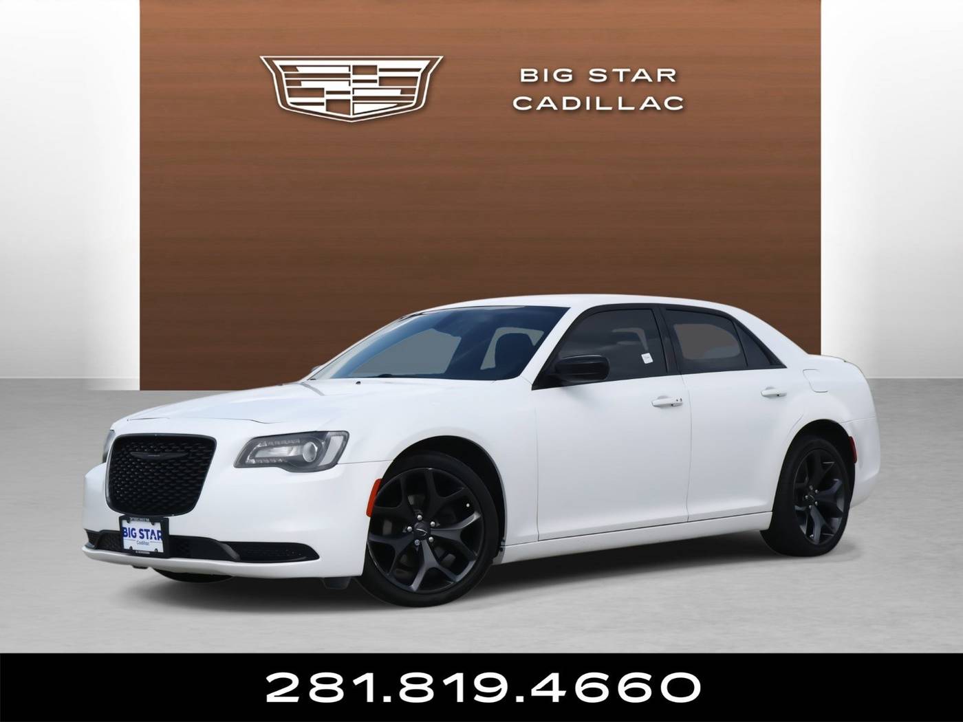 2020 Chrysler 300 Touring — Sedan — 48,673 mi — Friendswood, TX