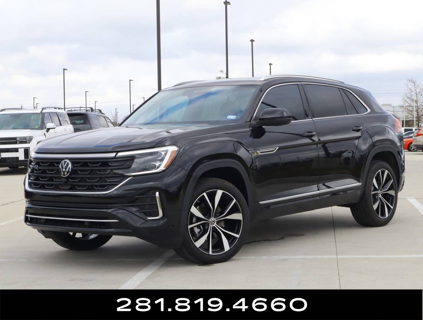 2024 Volkswagen Atlas Cross Sport SEL Premium R-Line — SUV — 5,958 mi — Friendswood, TX