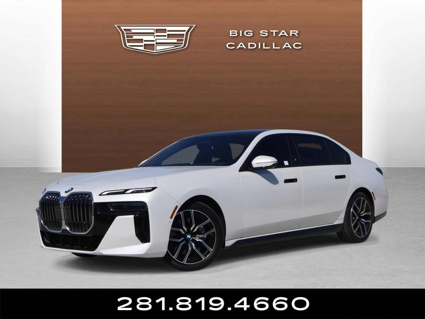 2023 BMW 7 Series 740i — Sedan — 25,000 mi — Friendswood, TX