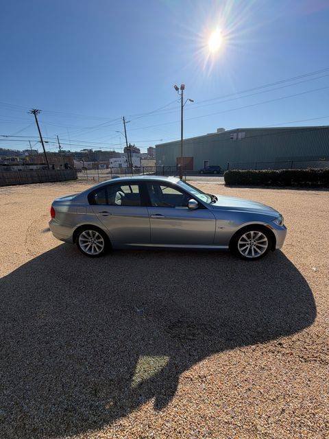 2011 BMW 3 Series 328i