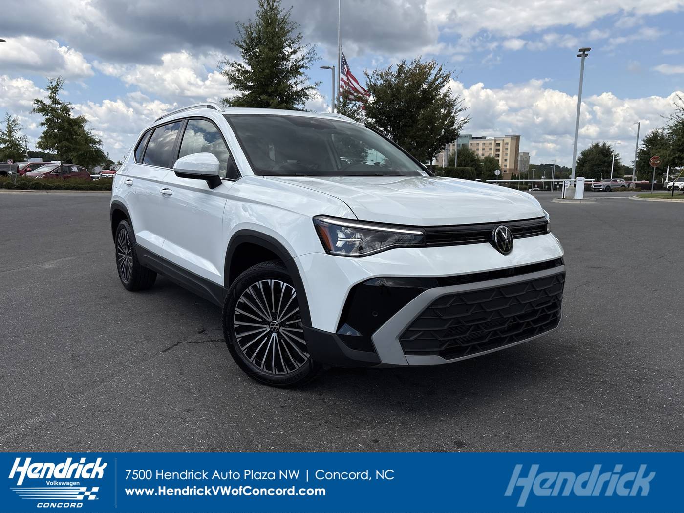 2025 Volkswagen Taos SE — SUV — 15,587 mi — Concord, NC