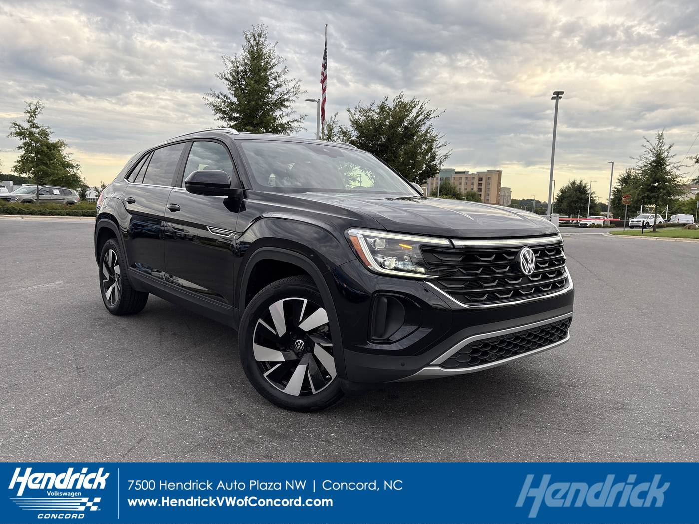 2024 Volkswagen Atlas Cross Sport SE with Technology — SUV — 11,526 mi — Concord, NC