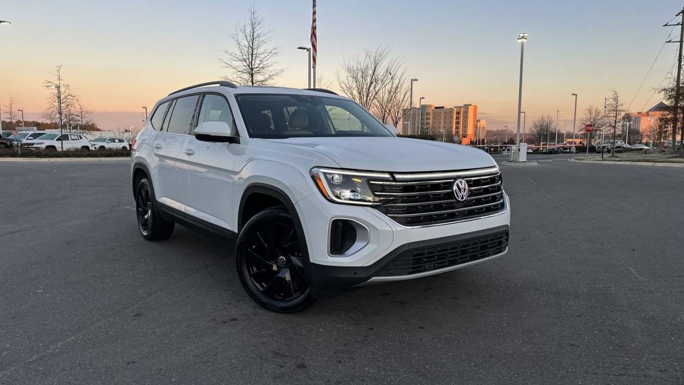 2024 Volkswagen Atlas SE with Technology — SUV — 11,003 mi — Concord, NC
