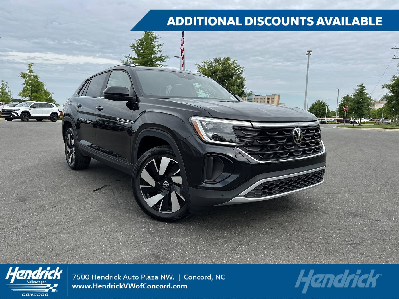 2024 Volkswagen Atlas Cross Sport SE with Technology — SUV — 17,285 mi — Concord, NC