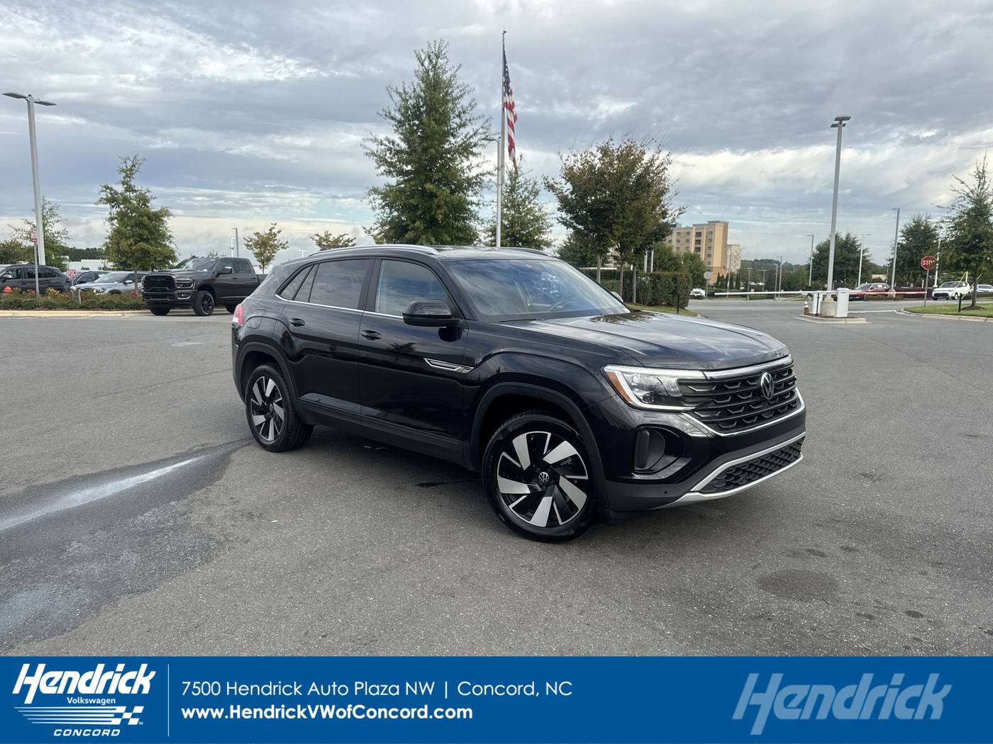 2024 Volkswagen Atlas Cross Sport SE with Technology — SUV — 19,856 mi — Concord, NC