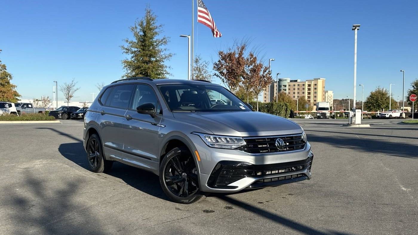 2024 Volkswagen Tiguan SE R-Line Black — SUV — 14,105 mi — Concord, NC