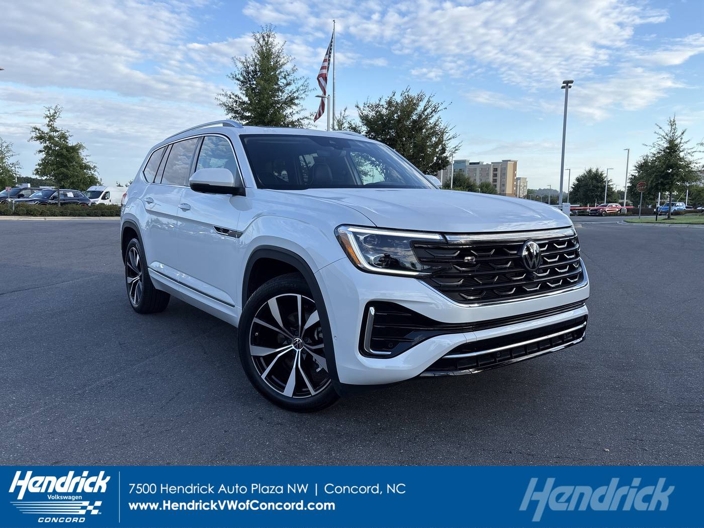2025 Volkswagen Atlas SEL Premium R-Line — SUV — 13,976 mi — Concord, NC