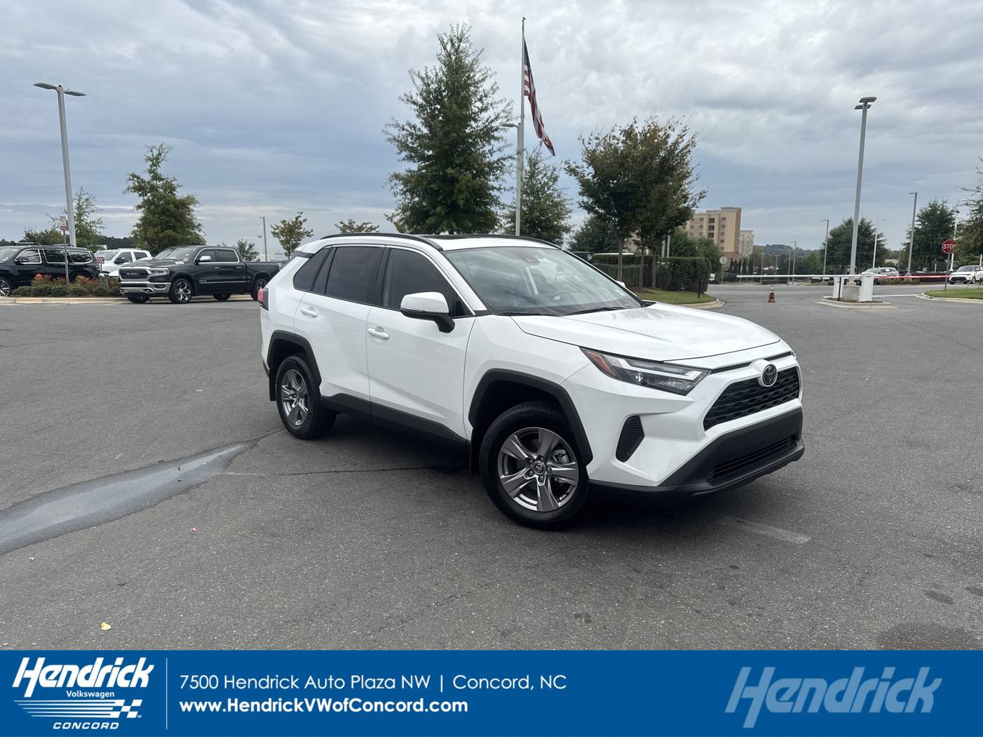 2025 Toyota RAV4 XLE — SUV — 1,417 mi — Concord, NC