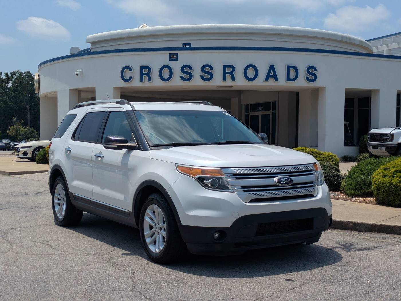 2014 Ford Explorer XLT — SUV — 104,300 mi — Fuquay-Varina, NC