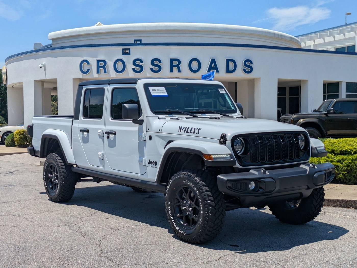 2024 Jeep Gladiator Willys — Pickup Truck — 2,501 mi — Fuquay-Varina, NC