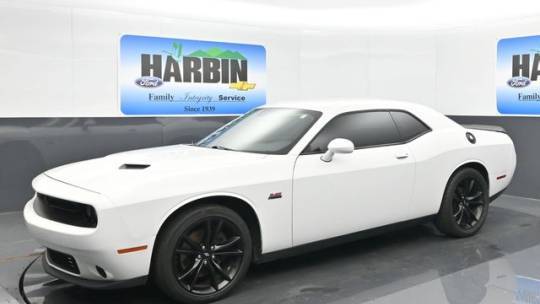 2017 Dodge Challenger R/T — Coupe — 121,820 mi — Scottsboro, AL