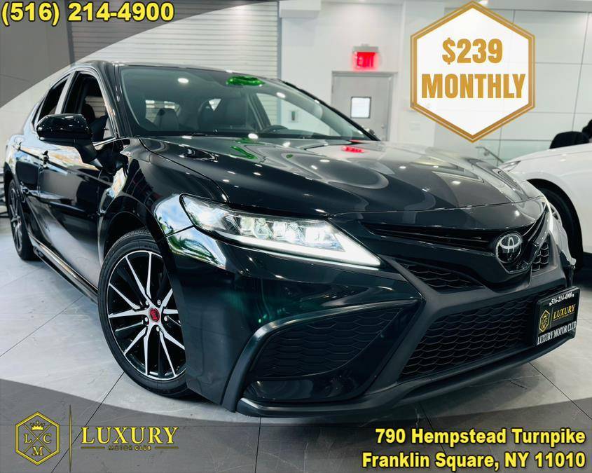 2021 Toyota Camry SE — Sedan — 87,183 mi — Franklin Square, NY