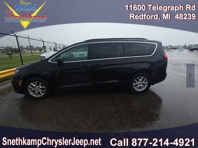 2022 Chrysler Pacifica Touring L — Minivan — 39,663 mi — Redford, MI