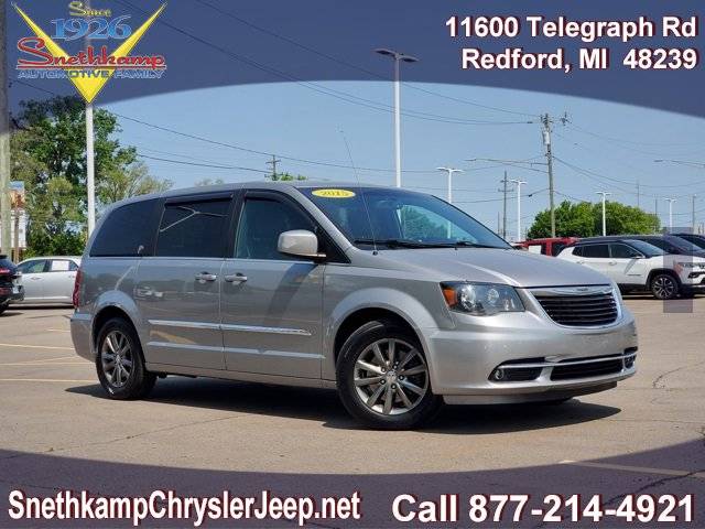 2015 Chrysler Town & Country S — Minivan — 80,344 mi — Redford, MI