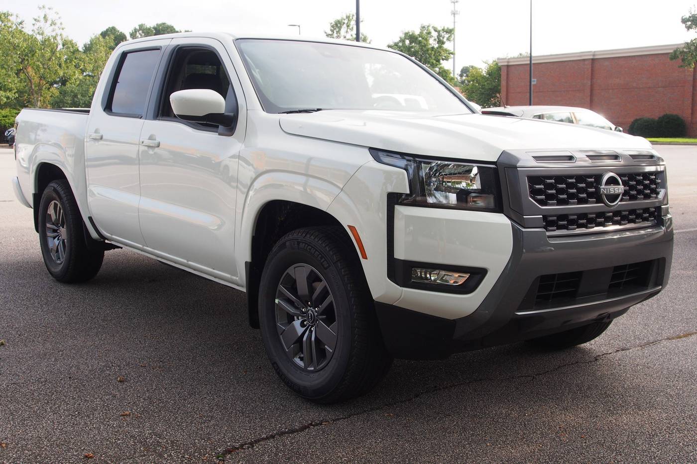 2025 Nissan Frontier SV — Pickup Truck — 3,954 mi — Wake Forest, NC