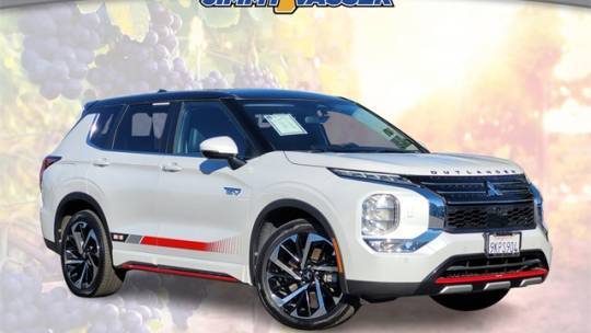 2023 Mitsubishi Outlander Plug-In Hybrid SE — SUV — 15,930 mi — Napa, CA