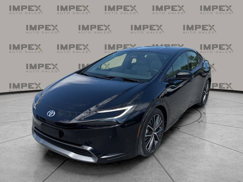 2025 Toyota Prius XLE — Hatchback — 13,121 mi — Greensboro, NC