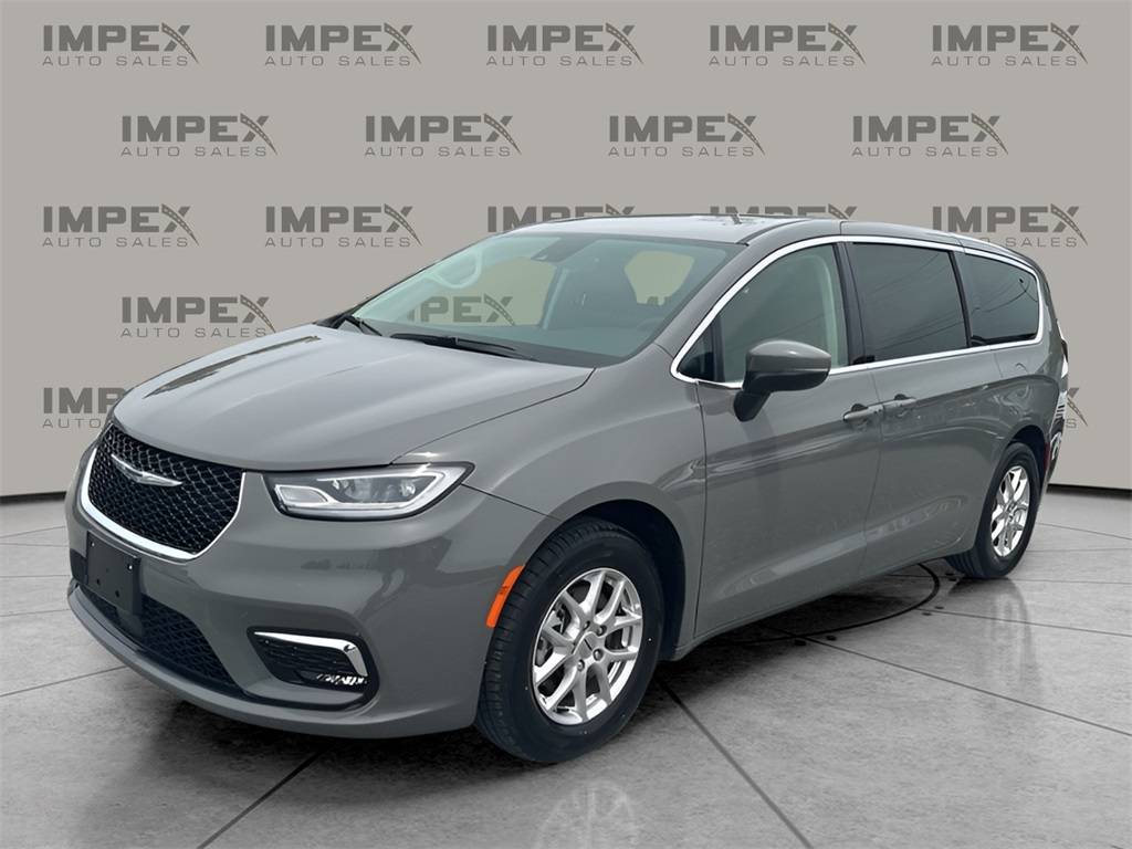 2023 Chrysler Pacifica Touring L — Minivan — 57,327 mi — Greensboro, NC