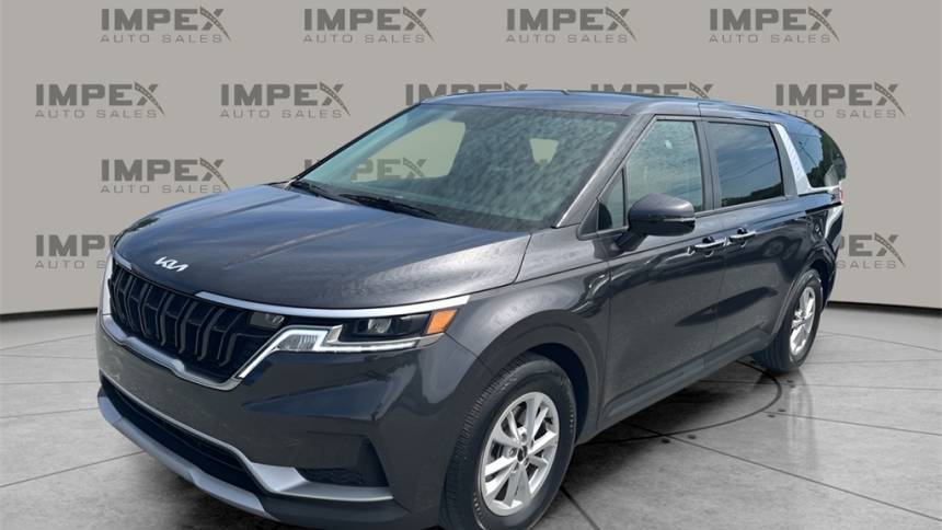 2024 Kia Carnival LX