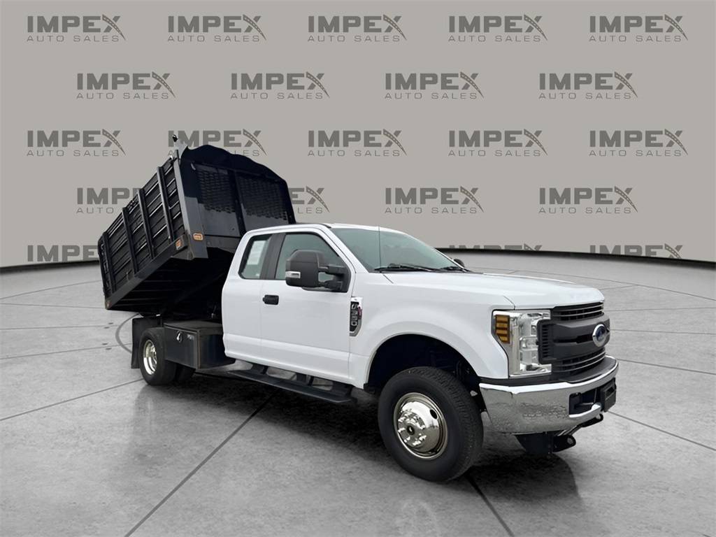 2018 Ford Super Duty F-350 Chassis Cab XL — Chassis Cab Truck — 41,729 mi — Greensboro, NC