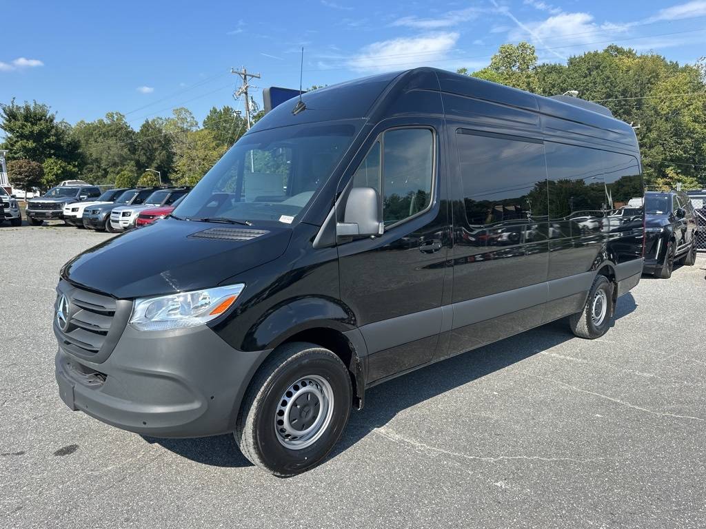 2025 Mercedes-Benz Sprinter Passenger Van 2500 — Passenger Van — 15 mi — Greensboro, NC