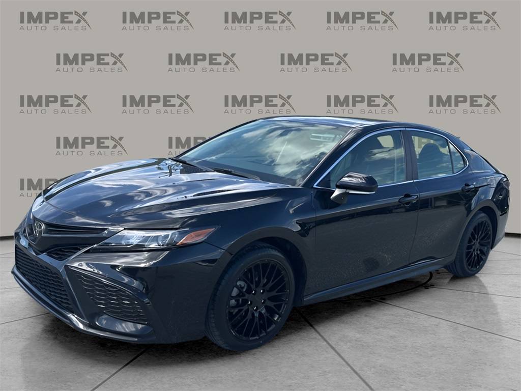 2023 Toyota Camry SE — Sedan — 42,631 mi — Greensboro, NC