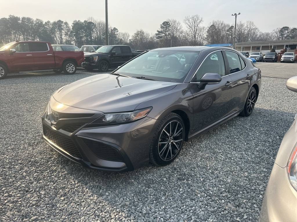 2021 Toyota Camry SE — Sedan — 72,976 mi — Greensboro, NC