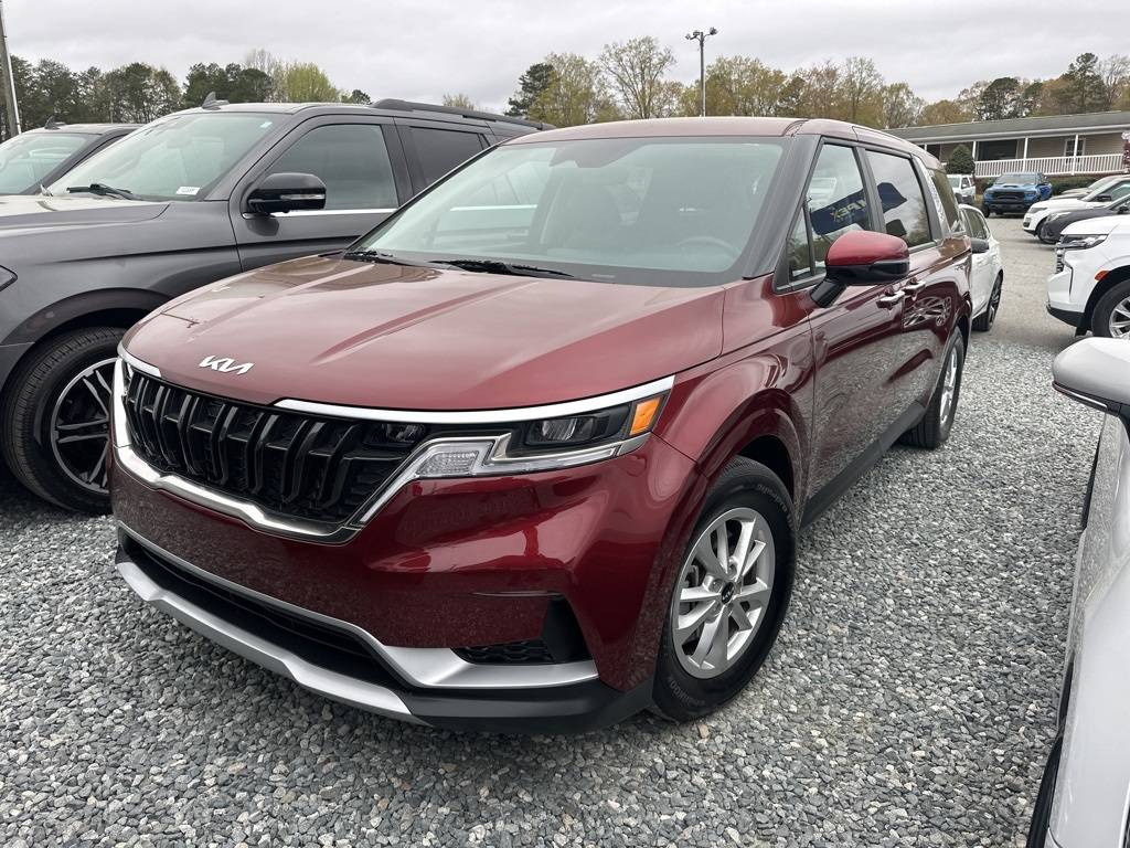2024 Kia Carnival LXS — Minivan — 9,120 mi — Greensboro, NC