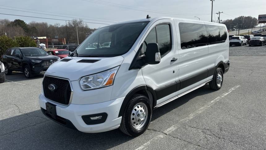 2022 Ford Transit Passenger Wagon T-350 XLT — Passenger Van — 29,124 mi — Greensboro, NC