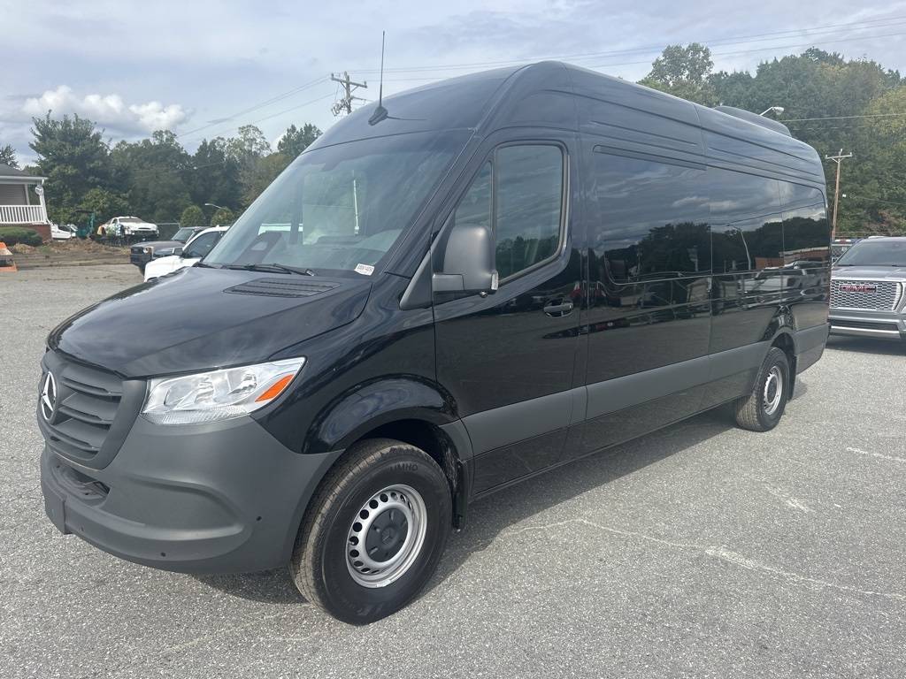 2025 Mercedes-Benz Sprinter Passenger Van 2500 — Passenger Van — 15 mi — Greensboro, NC