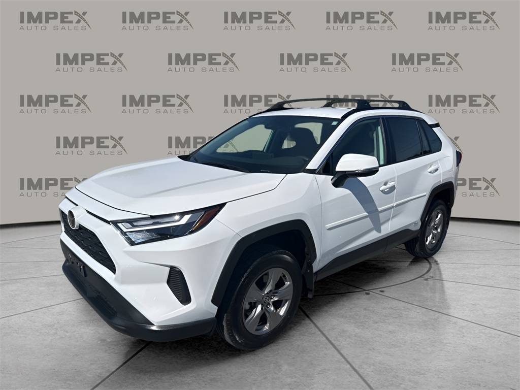 2025 Toyota RAV4 Hybrid XLE — SUV — 13,160 mi — Greensboro, NC
