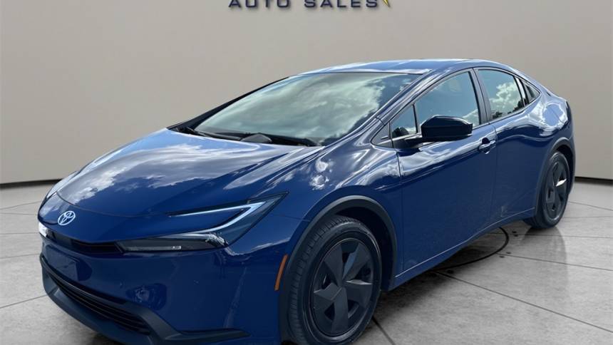 2023 Toyota Prius LE — Hatchback — 16,806 mi — Greensboro, NC