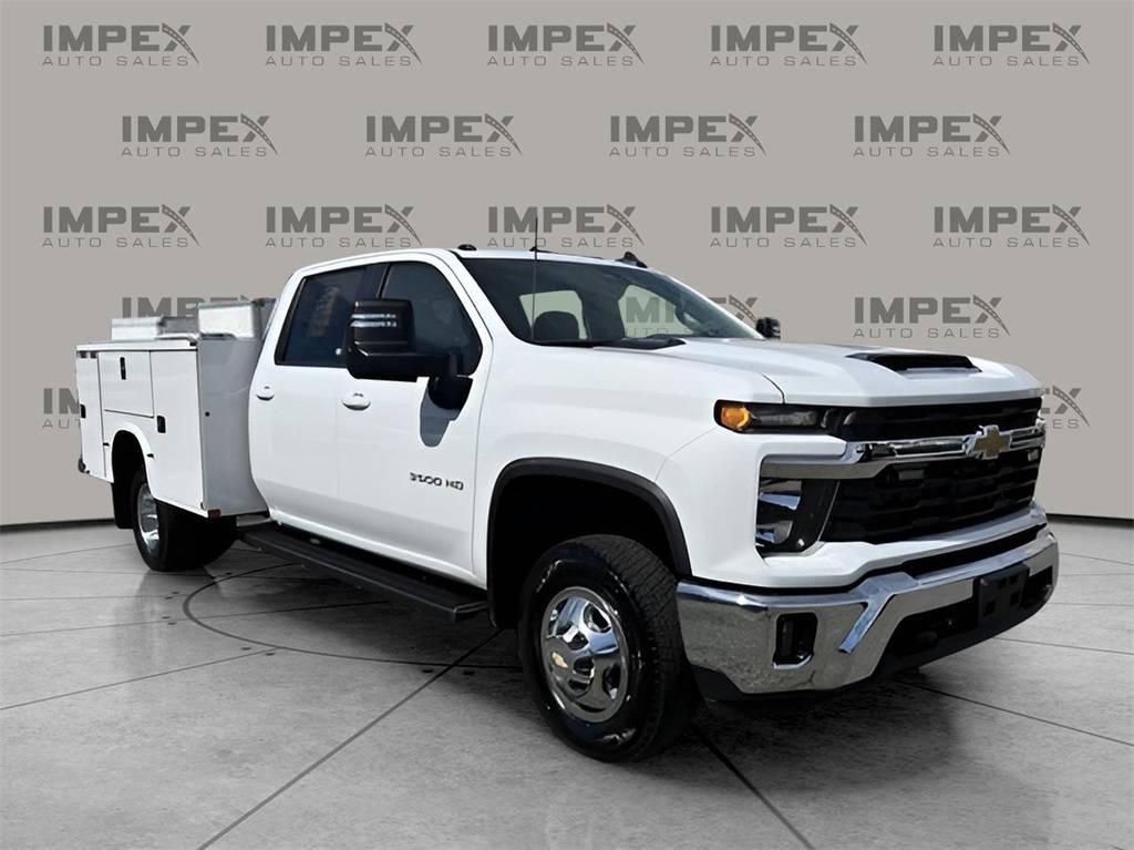 2024 Chevrolet Silverado 3500HD Chassis Cab LT — Chassis Cab Truck — 41 mi — Greensboro, NC