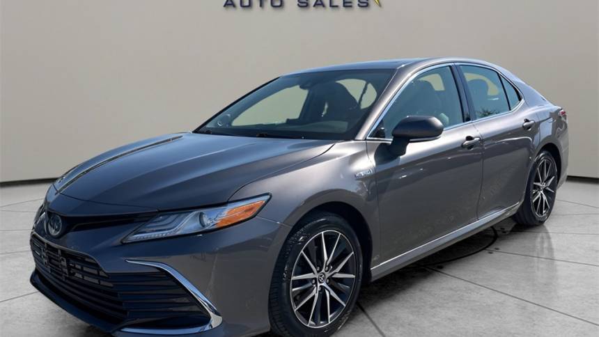 2021 Toyota Camry Hybrid XLE — Sedan — 104,805 mi — Greensboro, NC