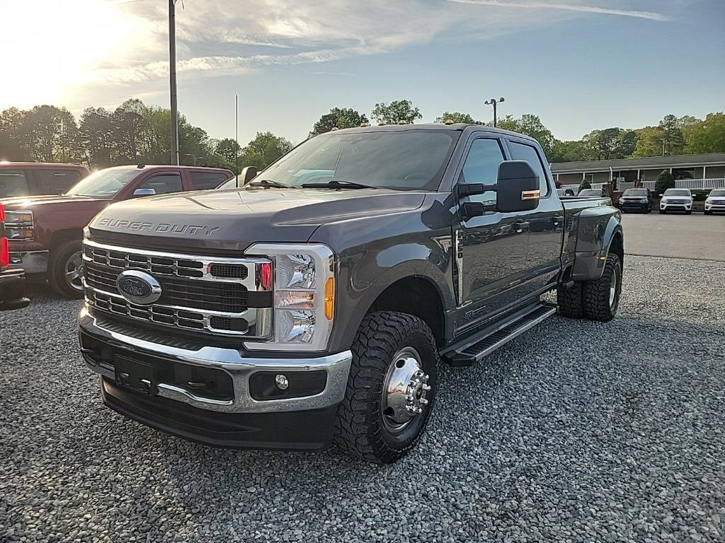2023 Ford Super Duty F-350 XLT — Pickup Truck — 108,396 mi — Greensboro, NC