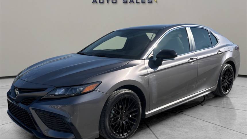 2023 Toyota Camry SE — Sedan — 30,846 mi — Greensboro, NC