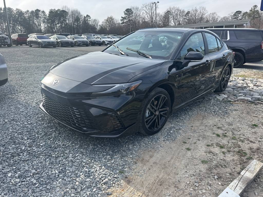 2025 Toyota Camry LE — Sedan — 20,066 mi — Greensboro, NC