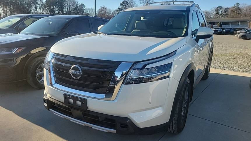 2023 Nissan Pathfinder SL — SUV — 13,226 mi — Greensboro, NC
